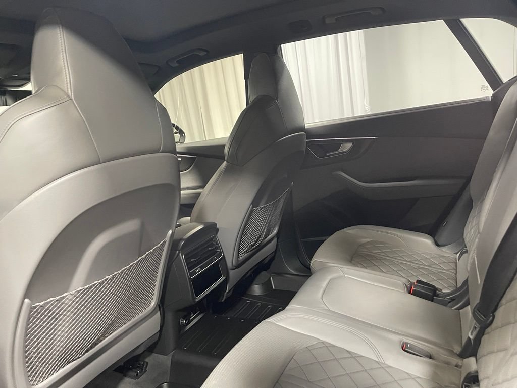 Used 2023 Audi SQ8 Premium Plus AWD/4WD image 26