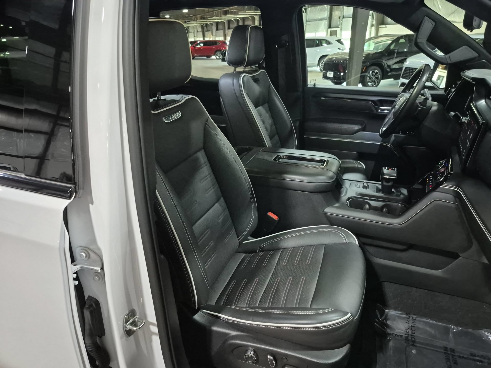 Used 2022 GMC Sierra 1500 AT4X AWD/4WD image 31