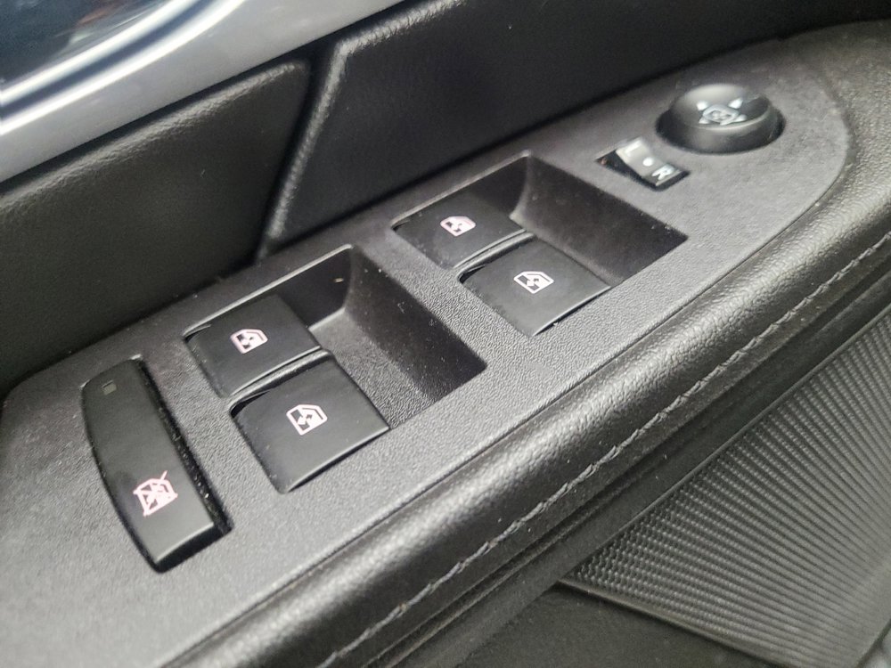 Used 2017 GMC Terrain SLE FWD image 27