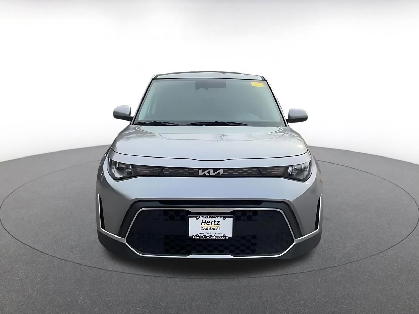 Used 2025 Kia Soul LX w/ LX Technology Package image 4