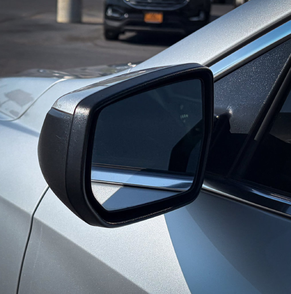 Used 2020 Chevrolet Malibu LT FWD image 21