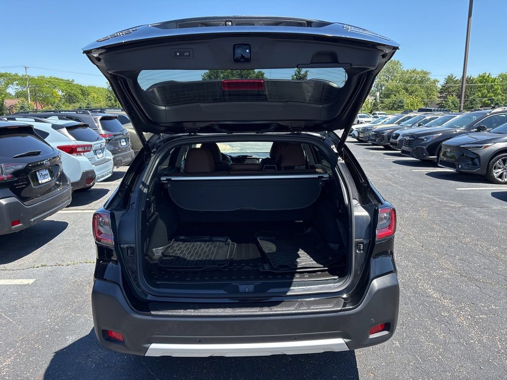 Certified 2023 Subaru Outback Touring XT AWD/4WD image 8