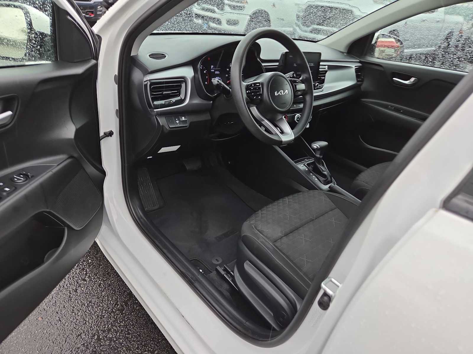 Used 2023 Kia Rio LX FWD image 10