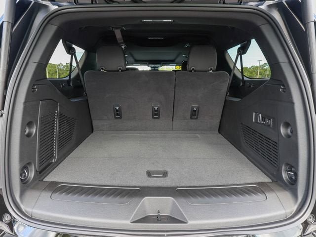 New 2026 GMC Yukon XL Elevation w/ Elevation Premium Package RWD image 31