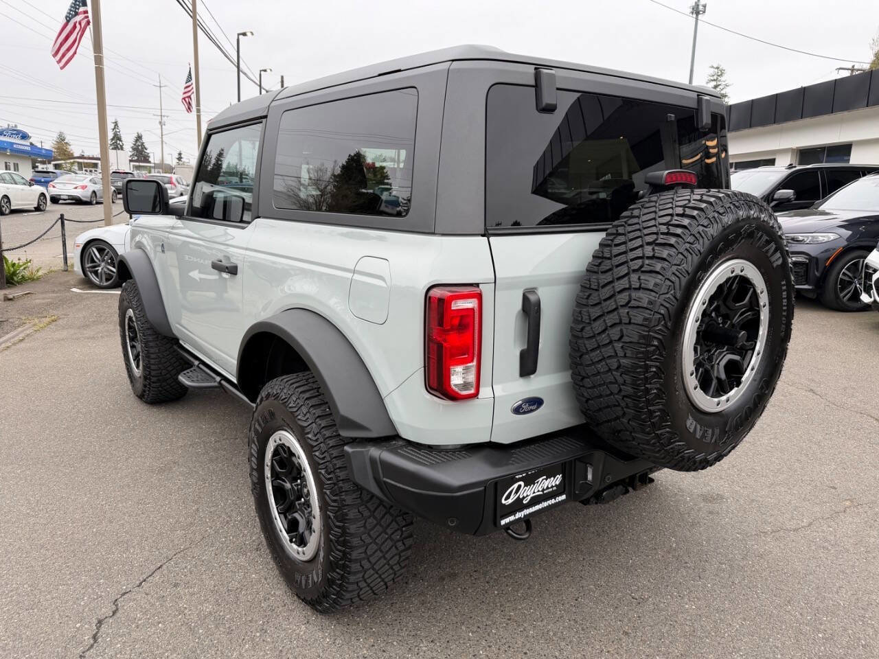 Used 2023 Ford Bronco Black Diamond w/ Sasquatch Package AWD/4WD image 3
