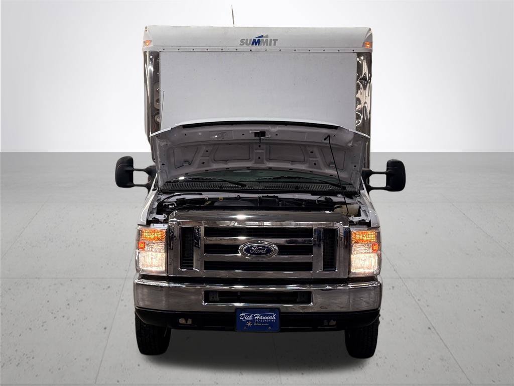 Used 2016 Ford E-450 and Econoline 450 Super Duty w/ Power Windows & Locks Group RWD image 4
