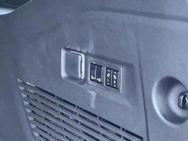 New 2026 GMC Yukon XL Denali w/ Sun & Power Step Package image 31