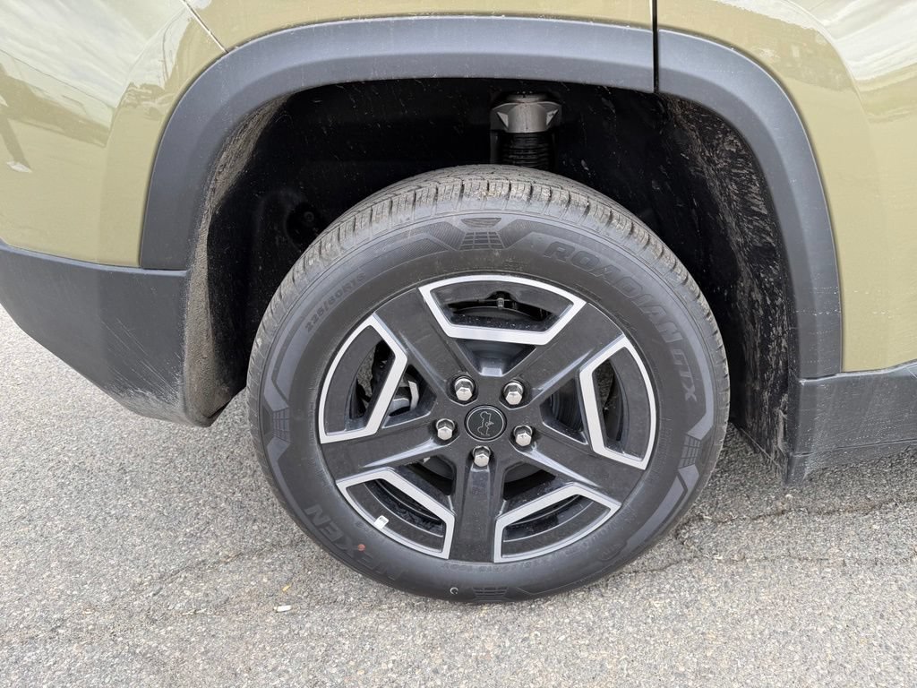 New 2026 Jeep Cherokee Laredo AWD/4WD image 27