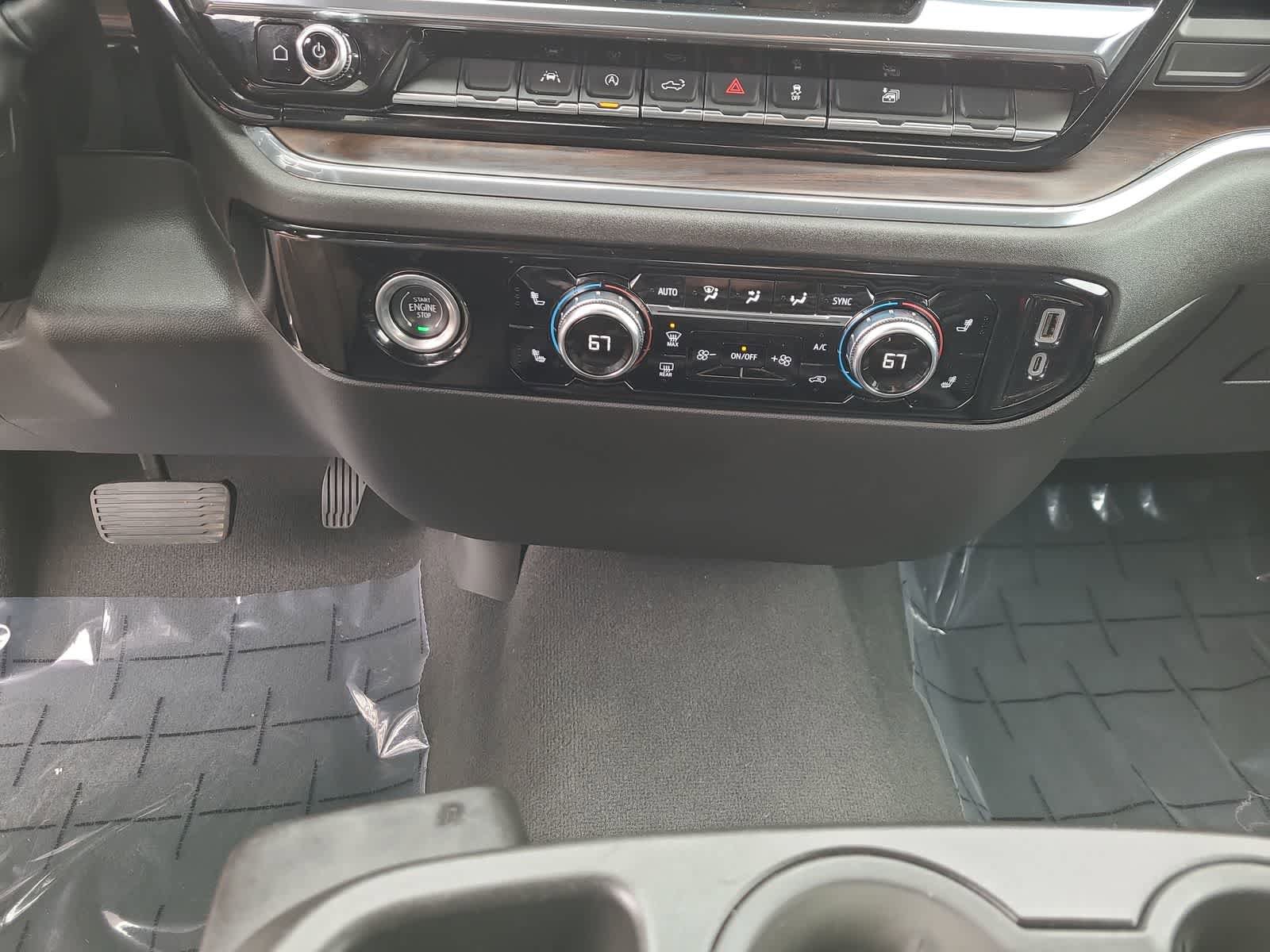 Used 2024 GMC Sierra 1500 SLT image 25