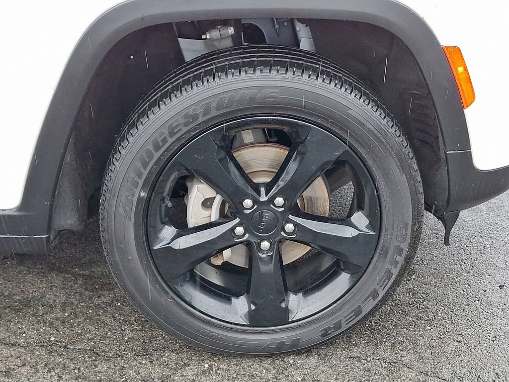Certified 2023 Jeep Grand Cherokee Altitude AWD/4WD image 8