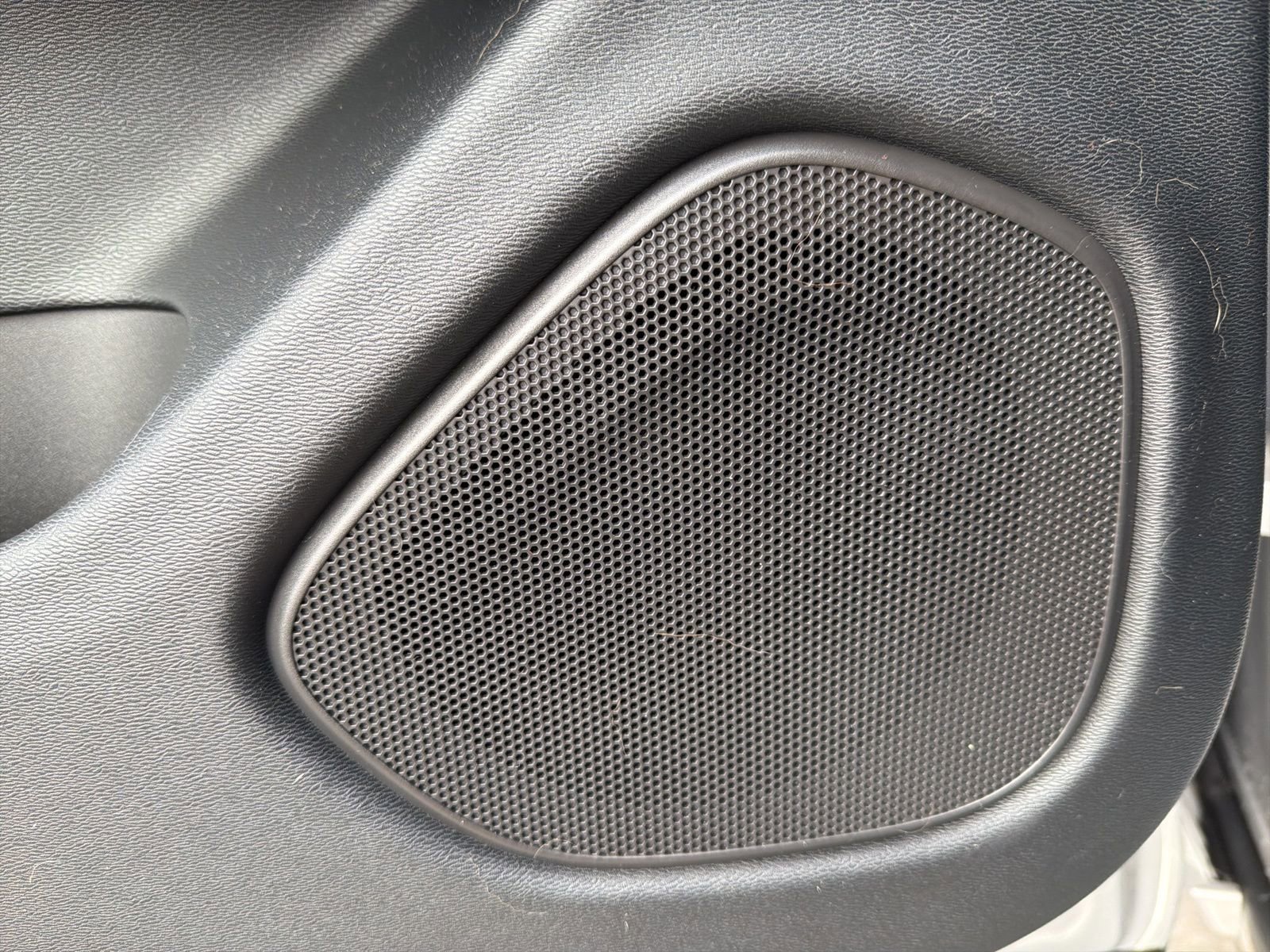 Used 2023 Volvo XC60 B5 Ultimate image 69