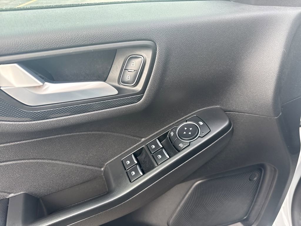 Used 2025 Ford Escape ST-Line Select w/ Tech Pack #1 image 28