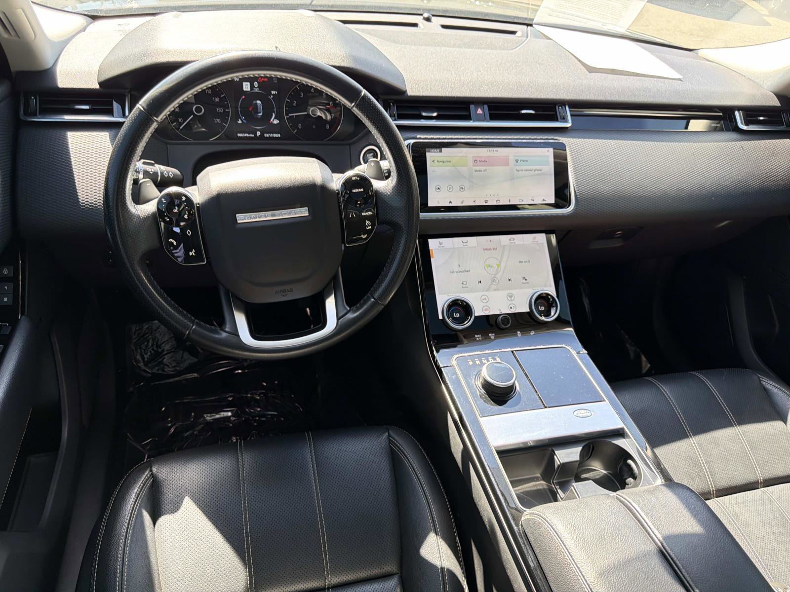 Used 2019 Land Rover Range Rover Velar S image 7