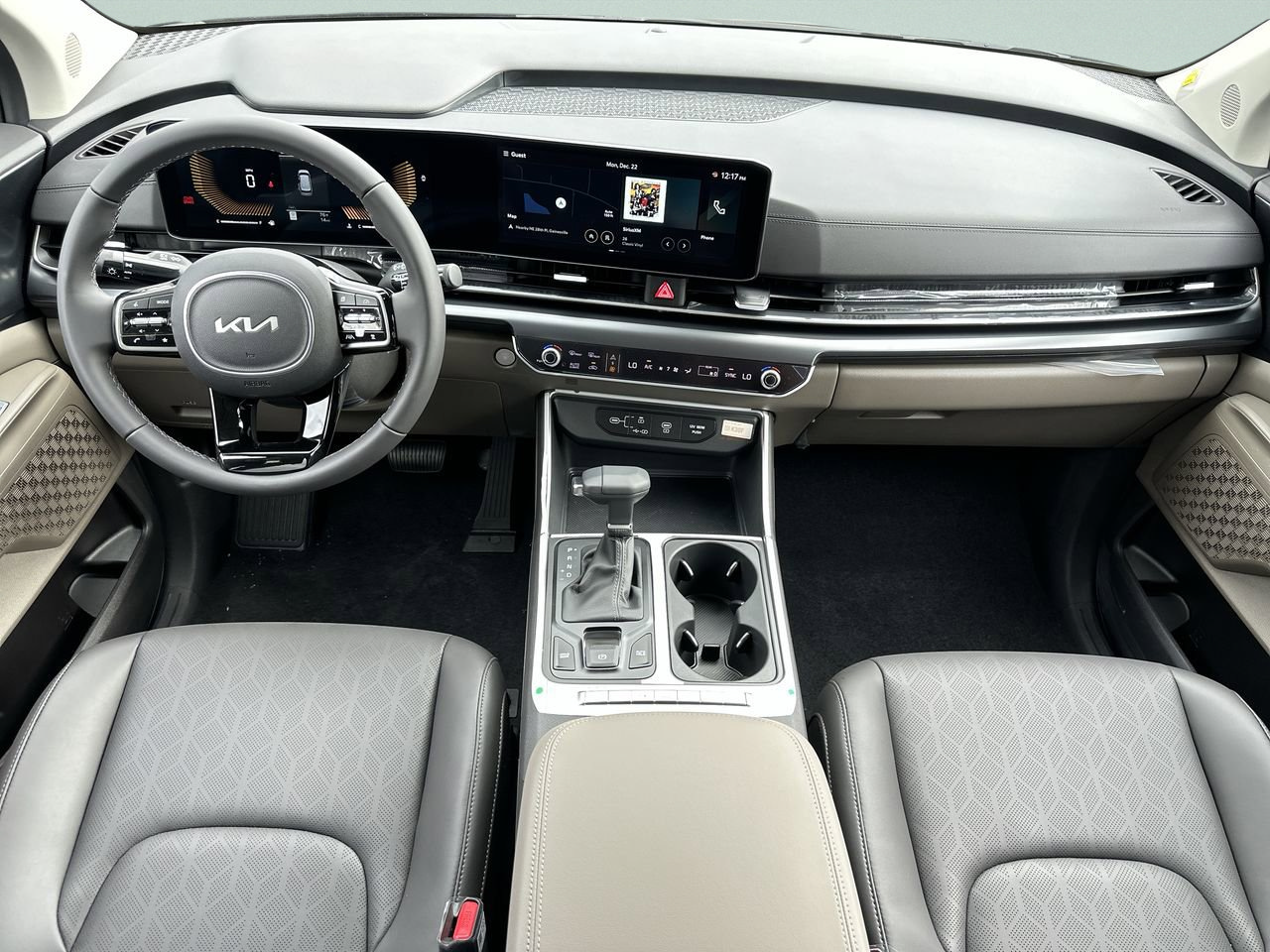 New 2026 Kia Carnival FWD image 7