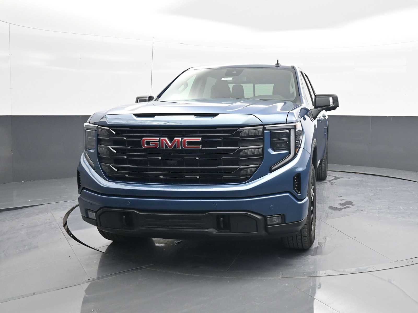 New 2026 GMC Sierra 1500 Elevation w/ Elevation Premium Package image 3