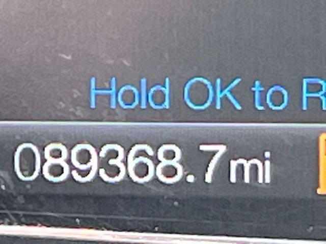 Used 2018 Ford Explorer XLT w/ Equipment Group 202A AWD/4WD image 30