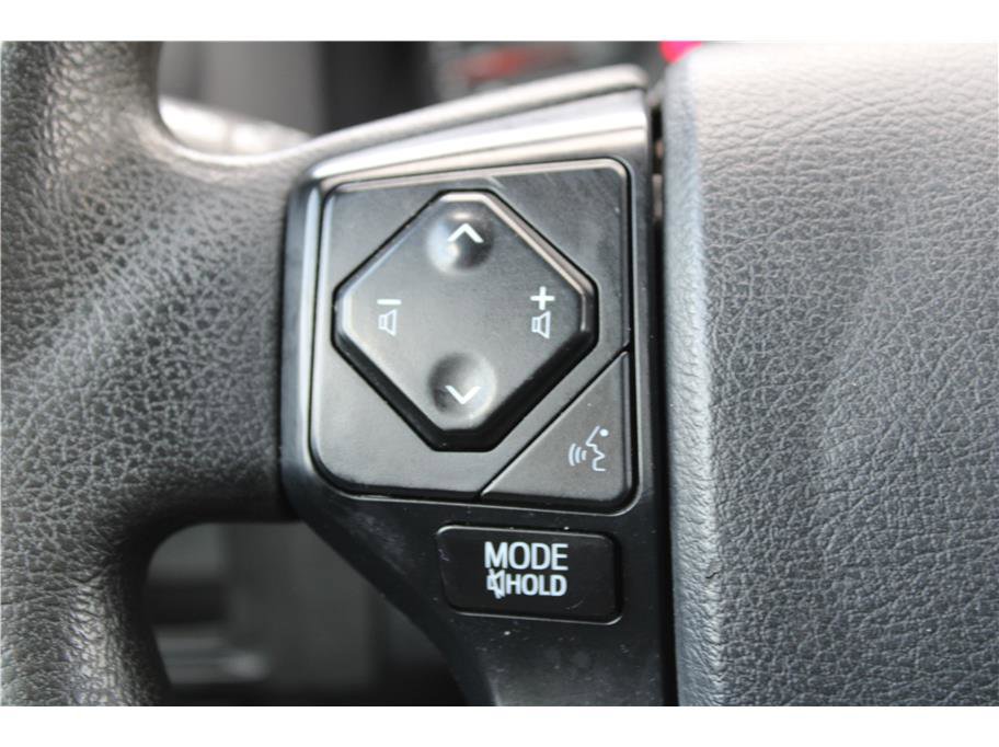 Used 2019 Toyota Tacoma 2WD Access Cab image 17