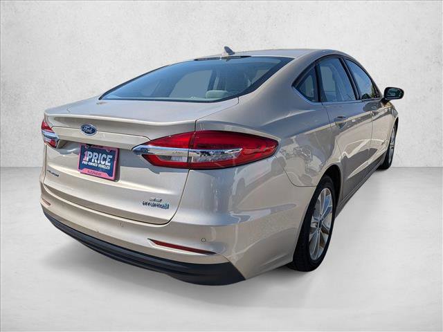 Used 2019 Ford Fusion SE FWD image 5