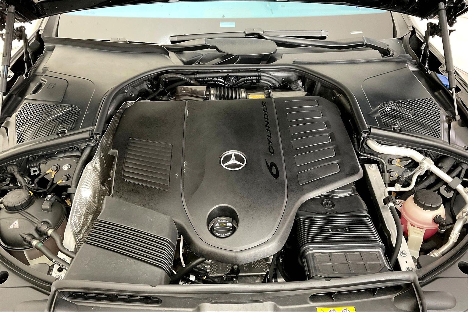 Certified 2023 Mercedes-Benz S 500 4MATIC w/ AMG Line image 30