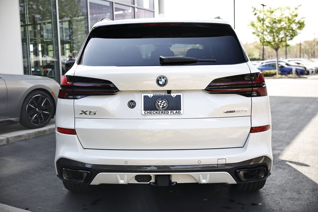 New 2026 BMW X5 xDrive50e w/ M Sport Package image 10