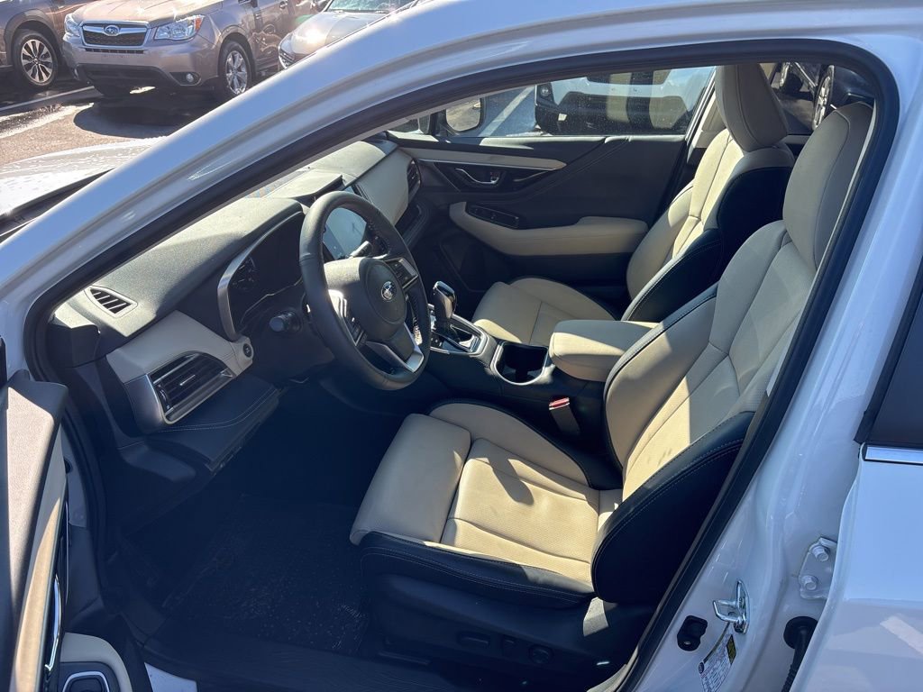 Certified 2025 Subaru Outback Limited image 9