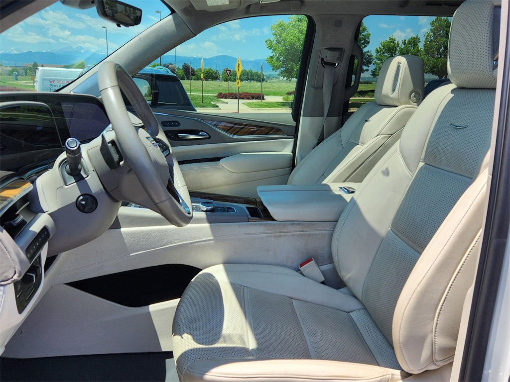 Used 2021 Cadillac Escalade Sport Platinum image 8