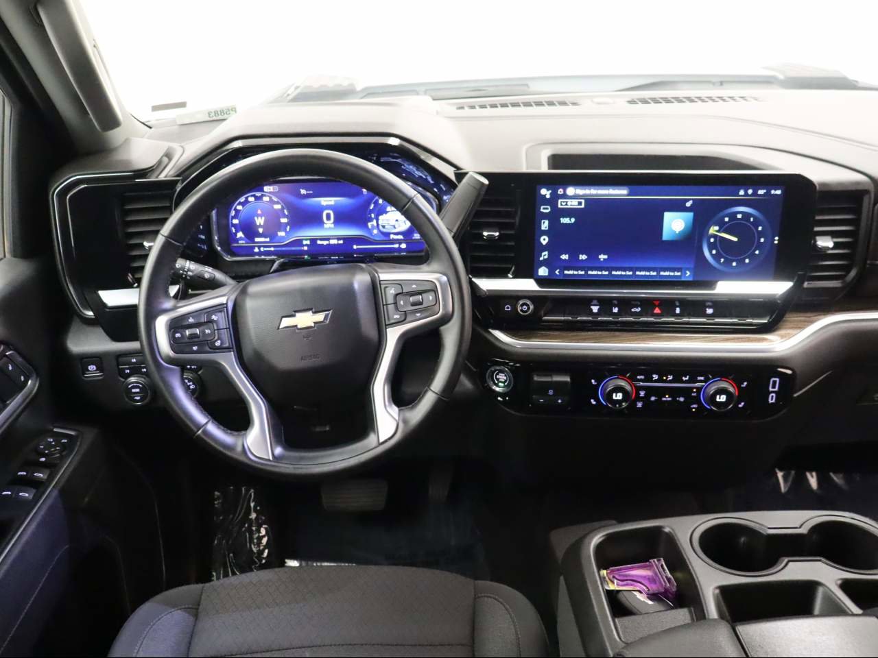 Used 2025 Chevrolet Silverado 2500 LT w/ Convenience Package AWD/4WD image 14