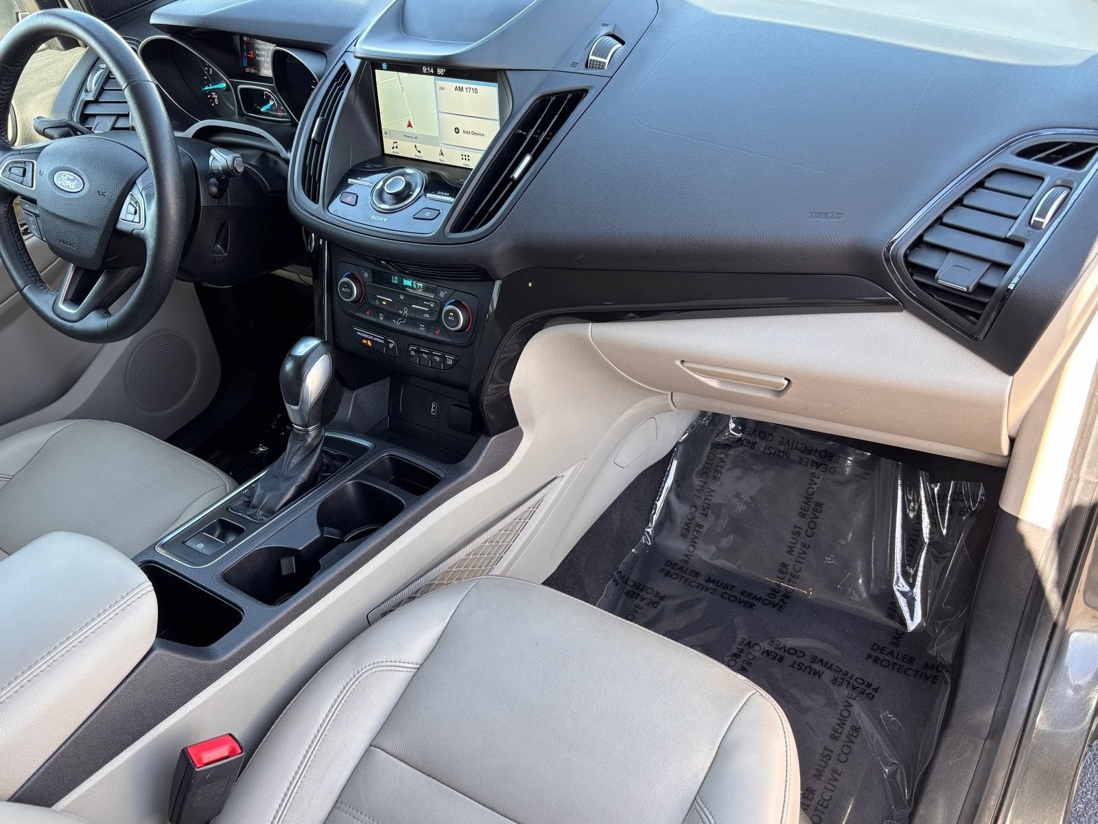 Used 2019 Ford Escape Titanium AWD/4WD image 13