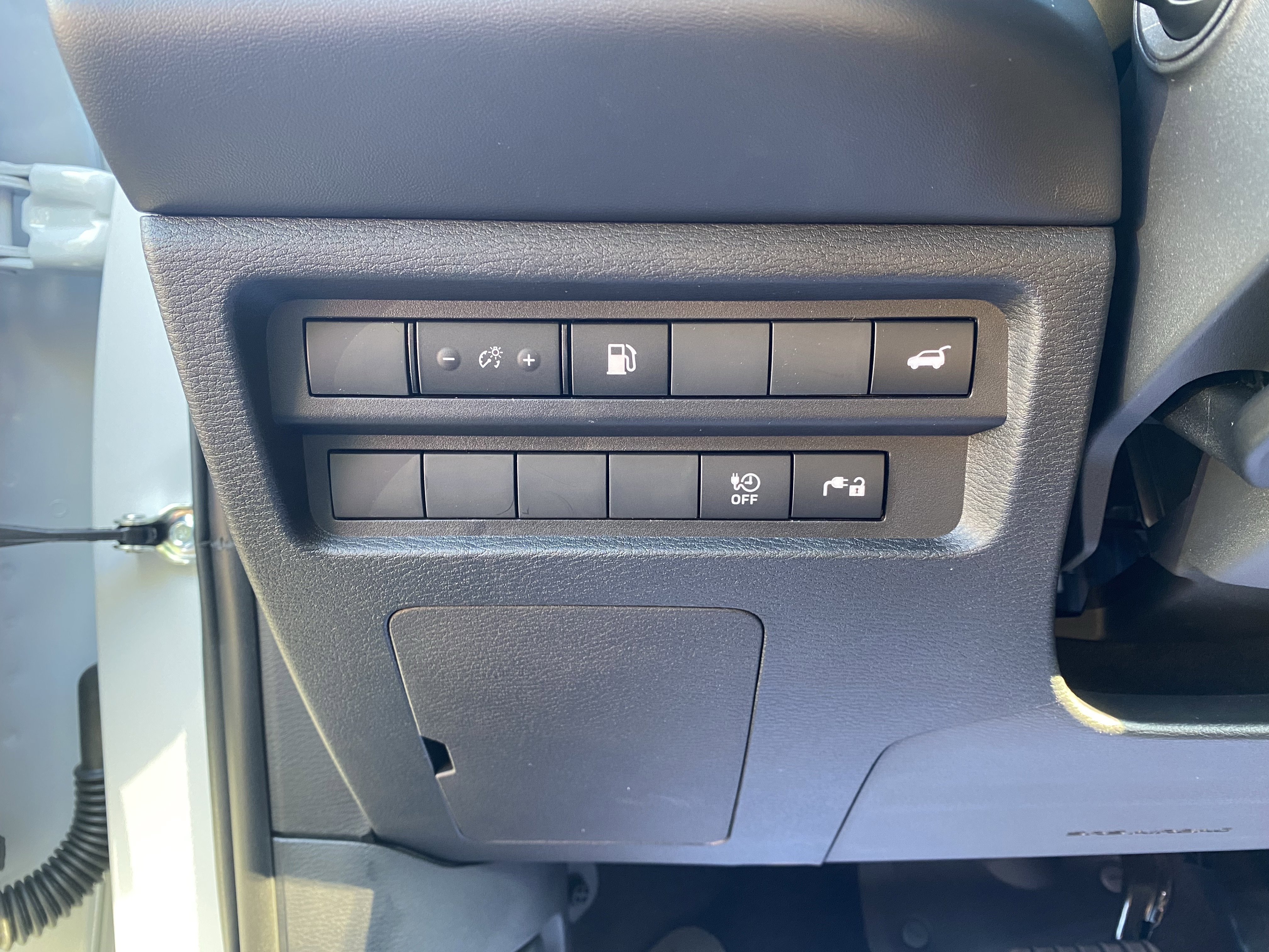 New 2025 Mitsubishi Outlander SE image 6