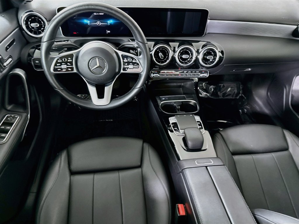 Used 2020 Mercedes-Benz A 220 4MATIC w/ Premium Package image 3
