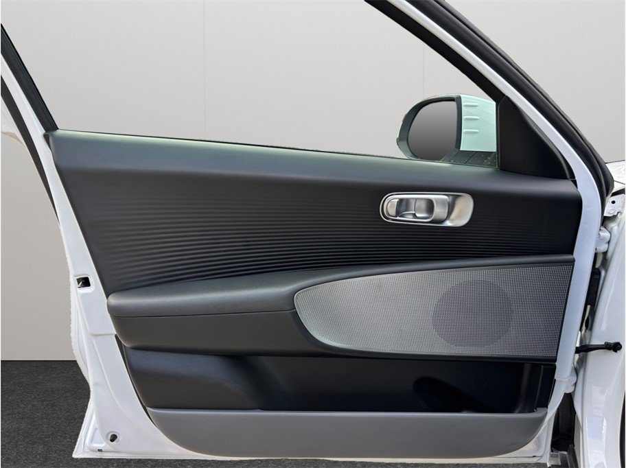 Used 2023 Hyundai Ioniq 6 SEL AWD image 20