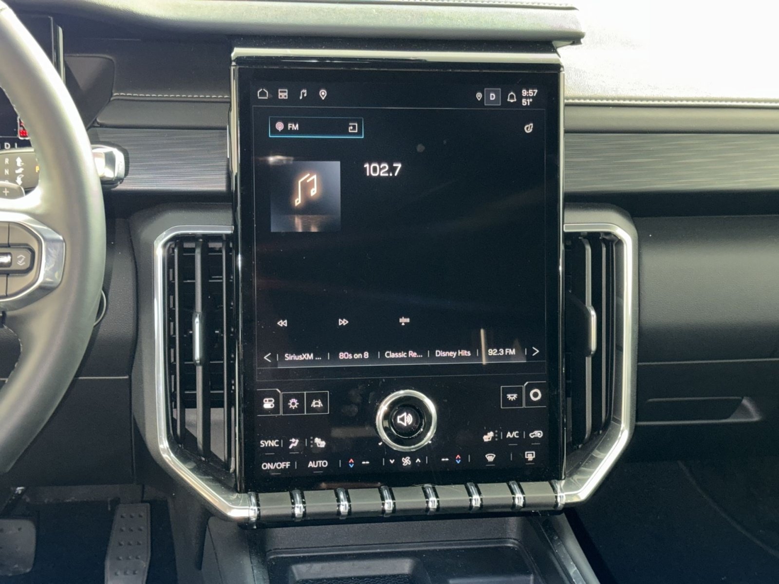 New 2025 GMC Acadia Elevation FWD image 18