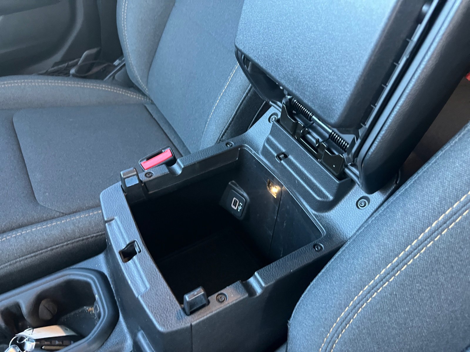 Used 2024 Jeep Gladiator Sport image 15