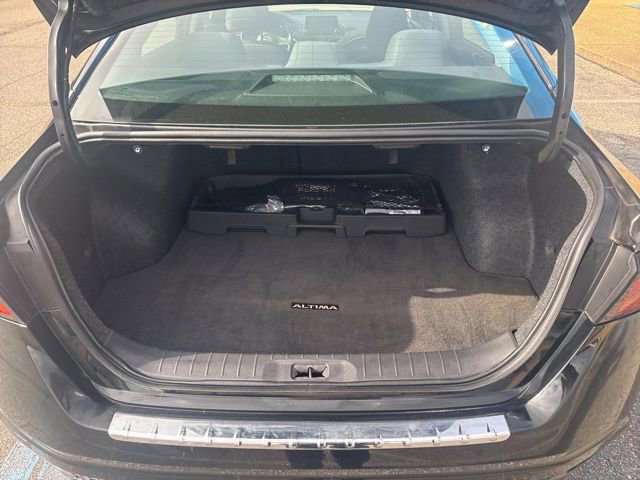 Used 2023 Nissan Altima 2.5 SV image 11