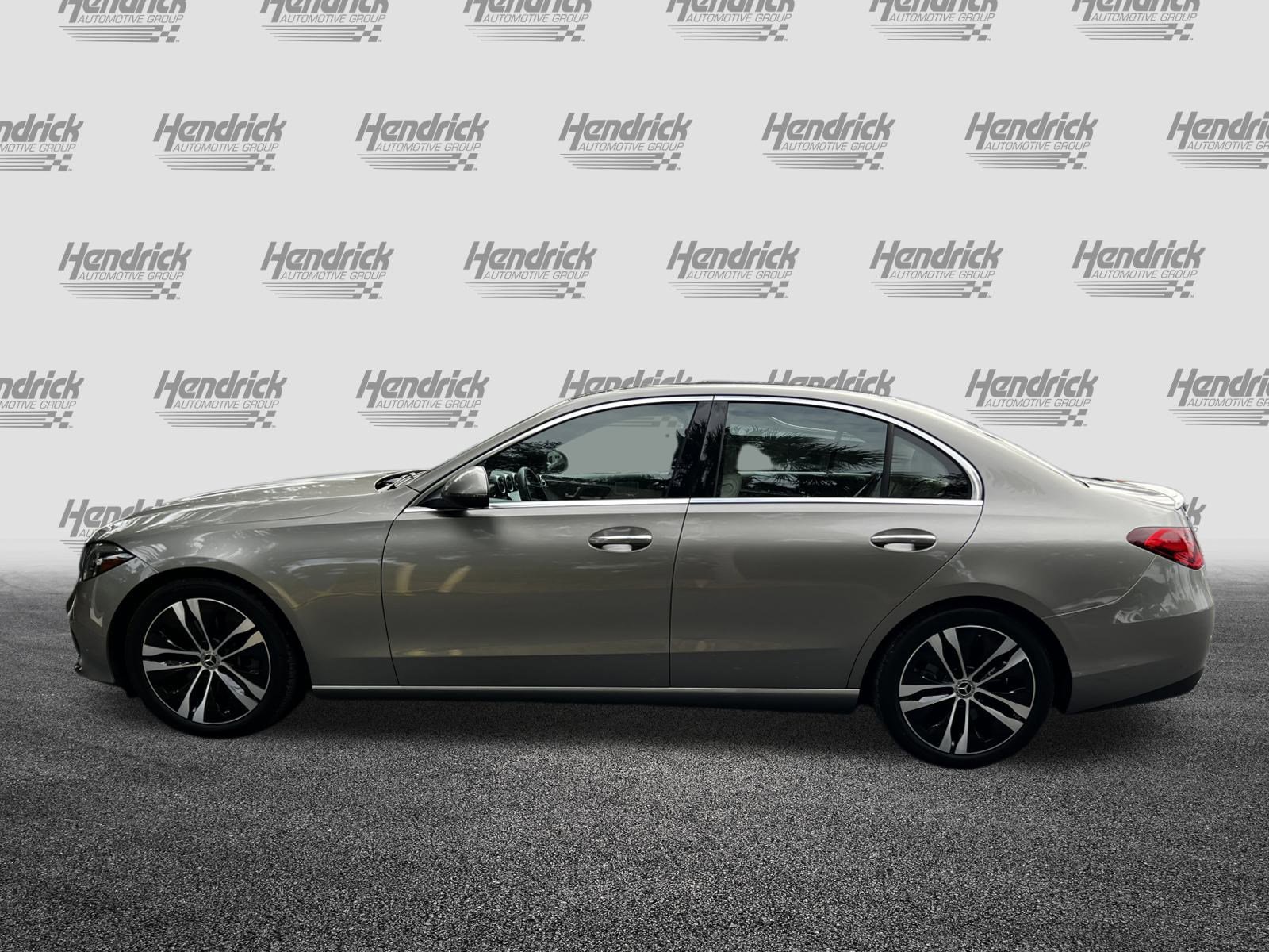 Used 2022 Mercedes-Benz C 300 Sedan image 6