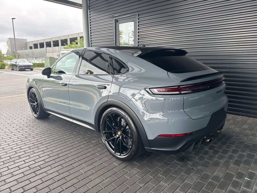 Certified 2024 Porsche Cayenne Turbo GT AWD/4WD image 3