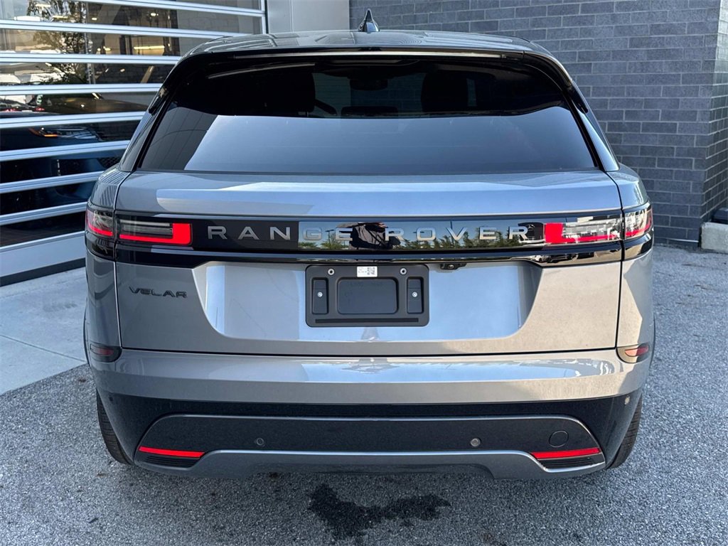 New 2026 Land Rover Range Rover Velar Dynamic SE image 5