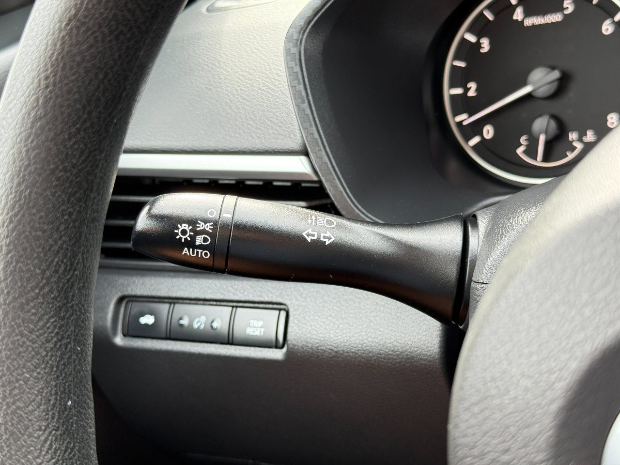 Used 2022 Nissan Altima 2.5 SV image 61