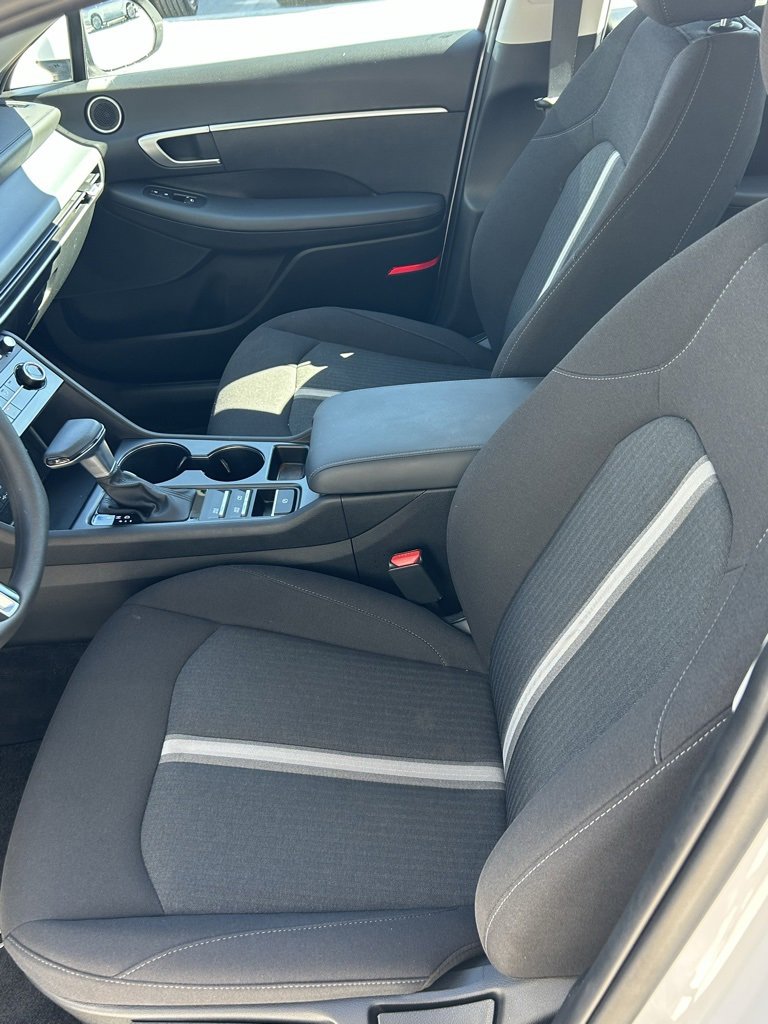 Used 2025 Hyundai Sonata SE image 11