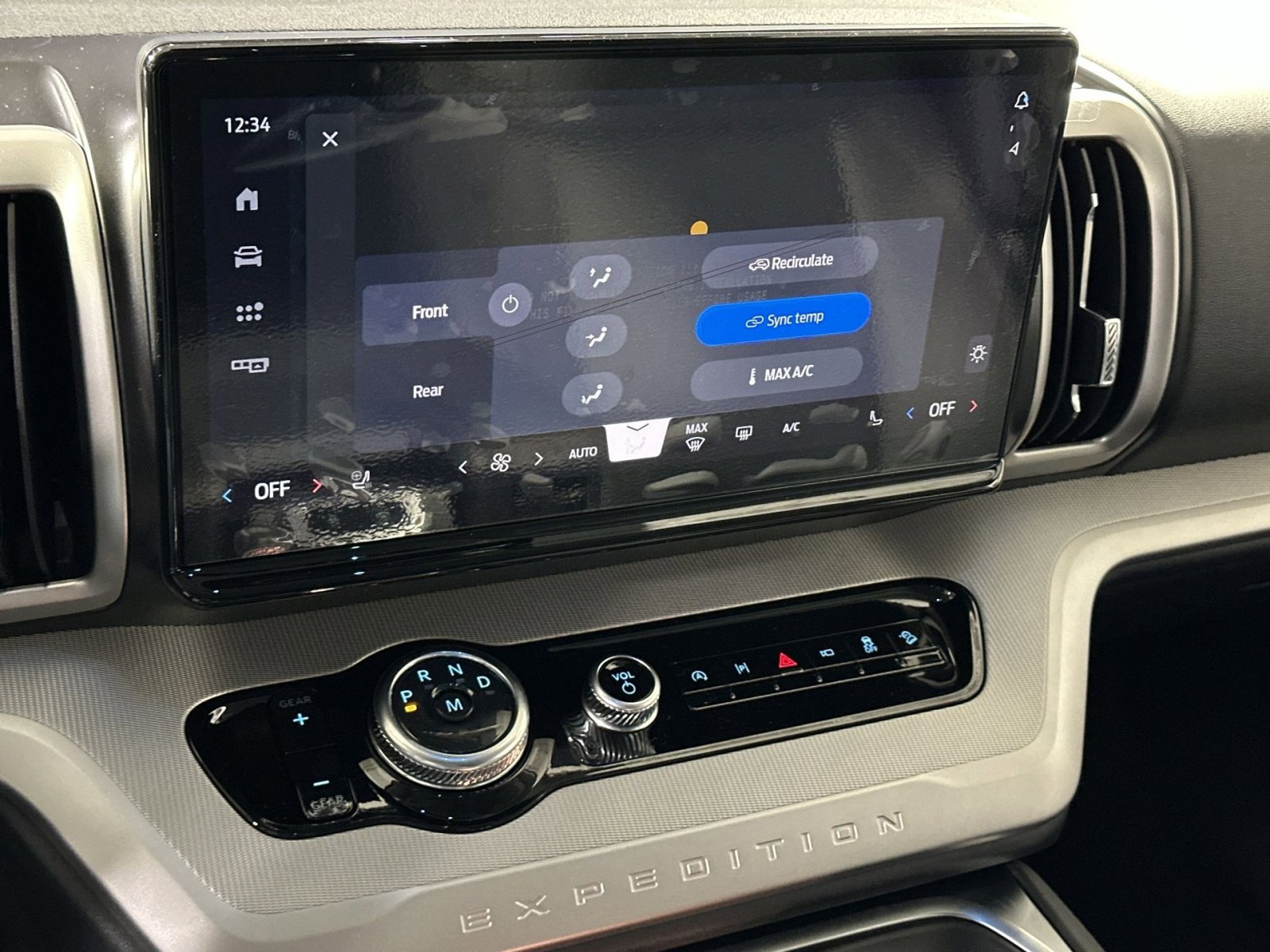 New 2025 Ford Expedition Active image 26