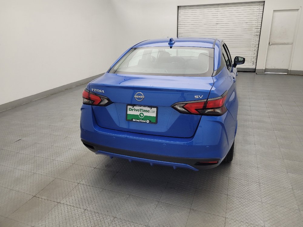 Used 2024 Nissan Versa SV FWD image 7