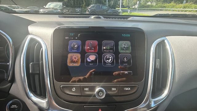 Used 2018 Chevrolet Equinox LT w/ Sun & Infotainment Package AWD/4WD image 25