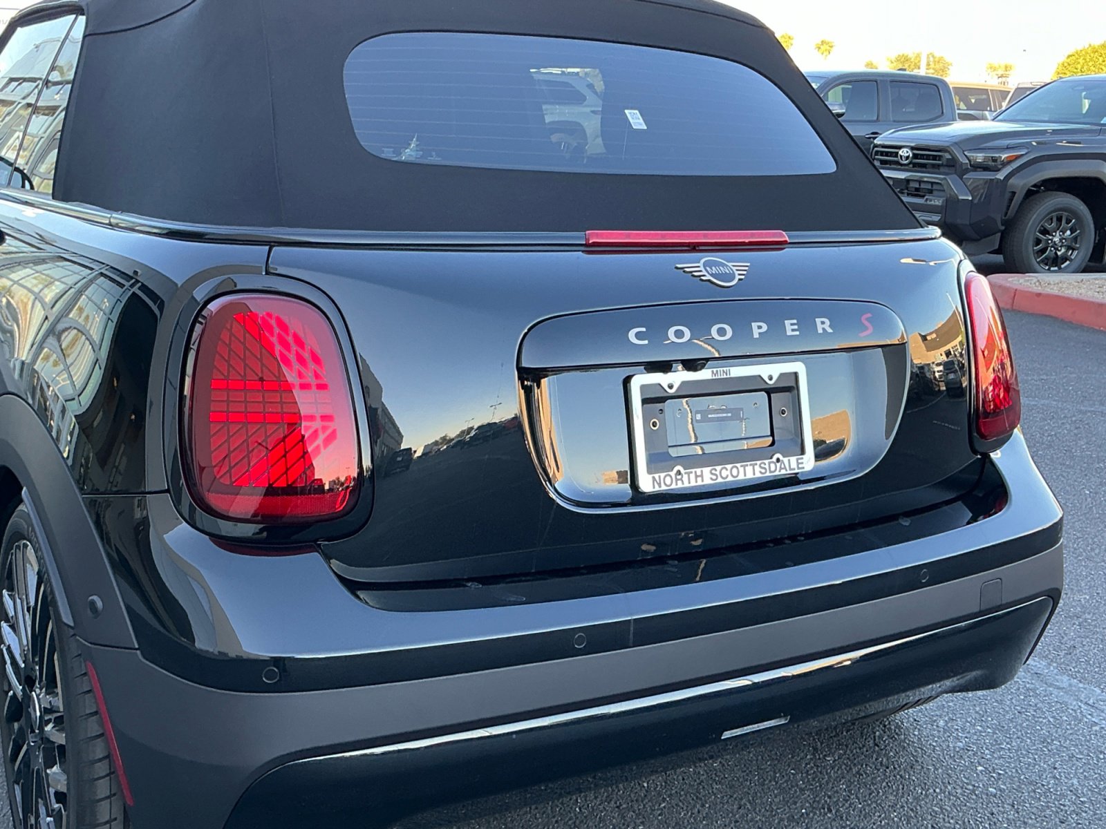 Used 2025 MINI Cooper S image 24