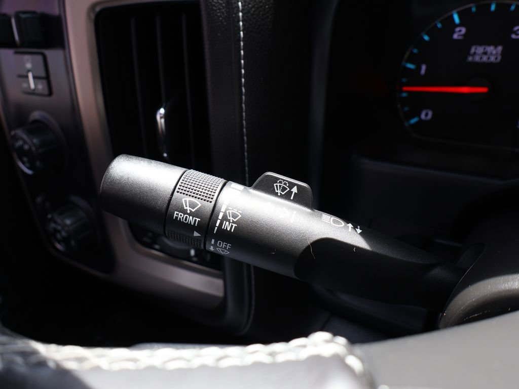 Used 2018 GMC Sierra 2500 Denali w/ Duramax Plus Package AWD/4WD image 16