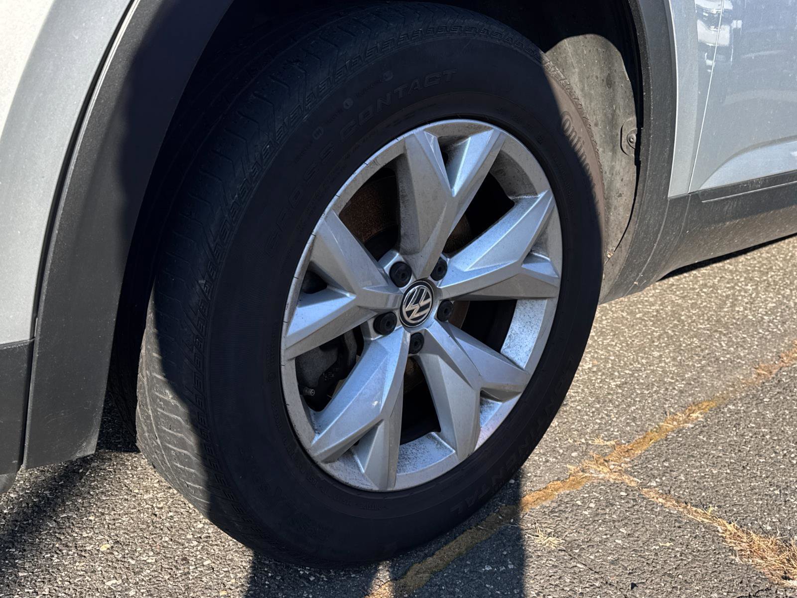 Used 2019 Volkswagen Atlas SE w/ Towing Package image 13