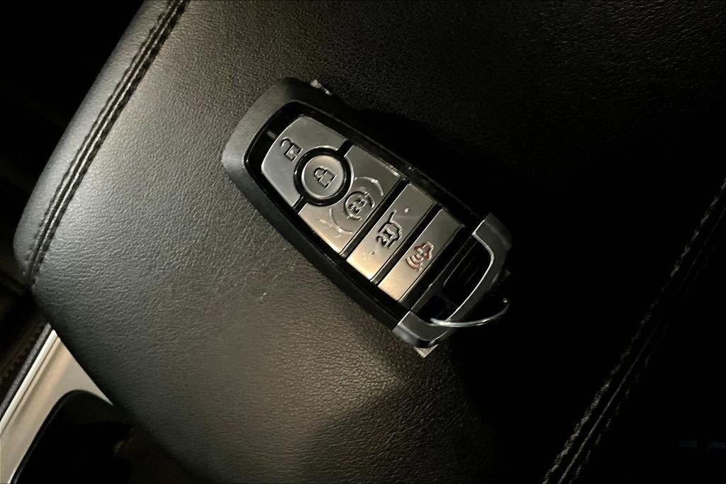 Certified 2024 Ford Edge SEL w/ Convenience Package image 27