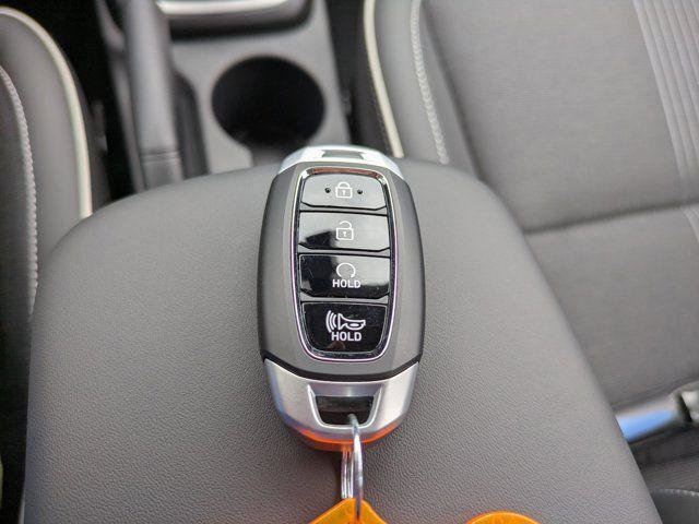 New 2025 Hyundai Venue Limited image 24