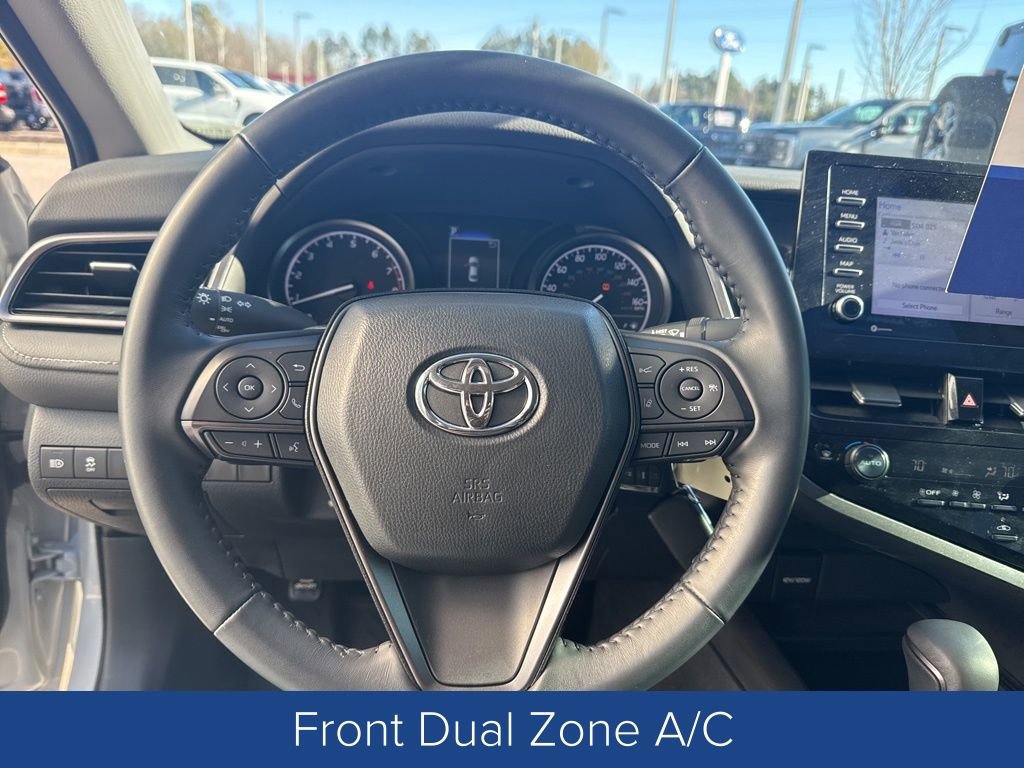 Used 2024 Toyota Camry SE image 12