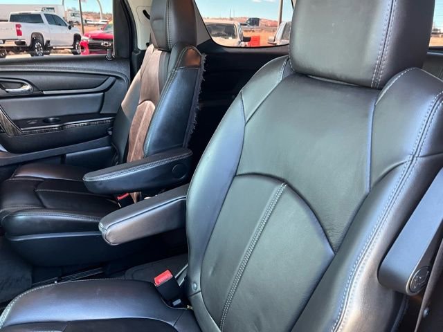 Used 2016 GMC Acadia SLT image 18