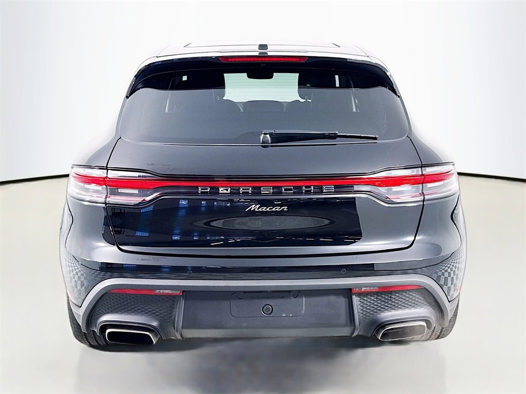 Used 2024 Porsche Macan image 10